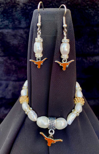 Texas Longhorns Logo Pearl Earrings and bracelet set